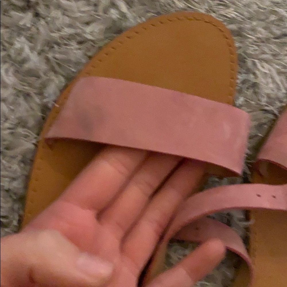 Sandals - Picture 2 of 4